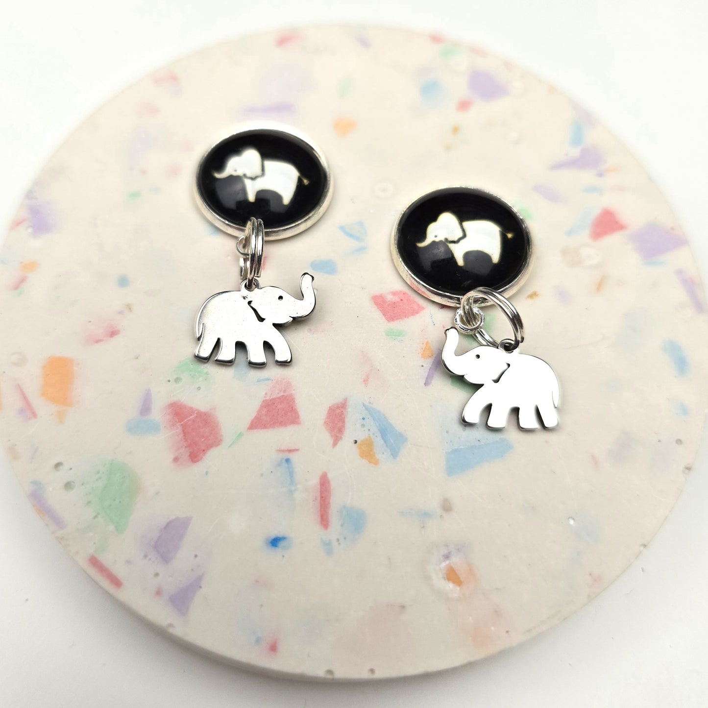 Black top little elephant Charm Dangly