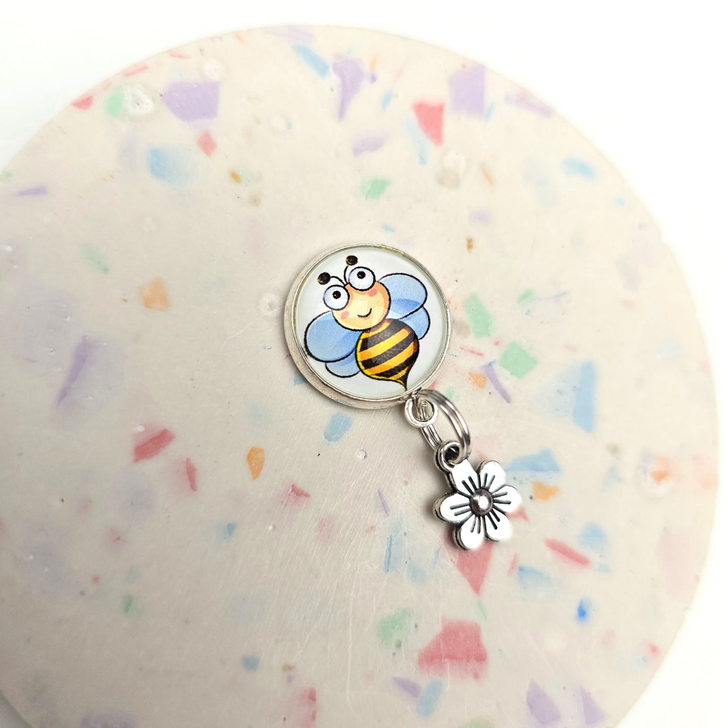 Sweet bee & flower charm dangly