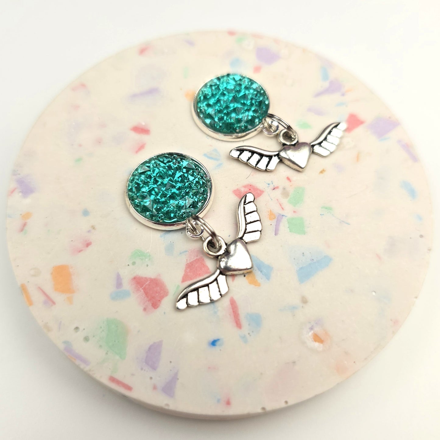 Green Top Winged Heart Charm Dangly