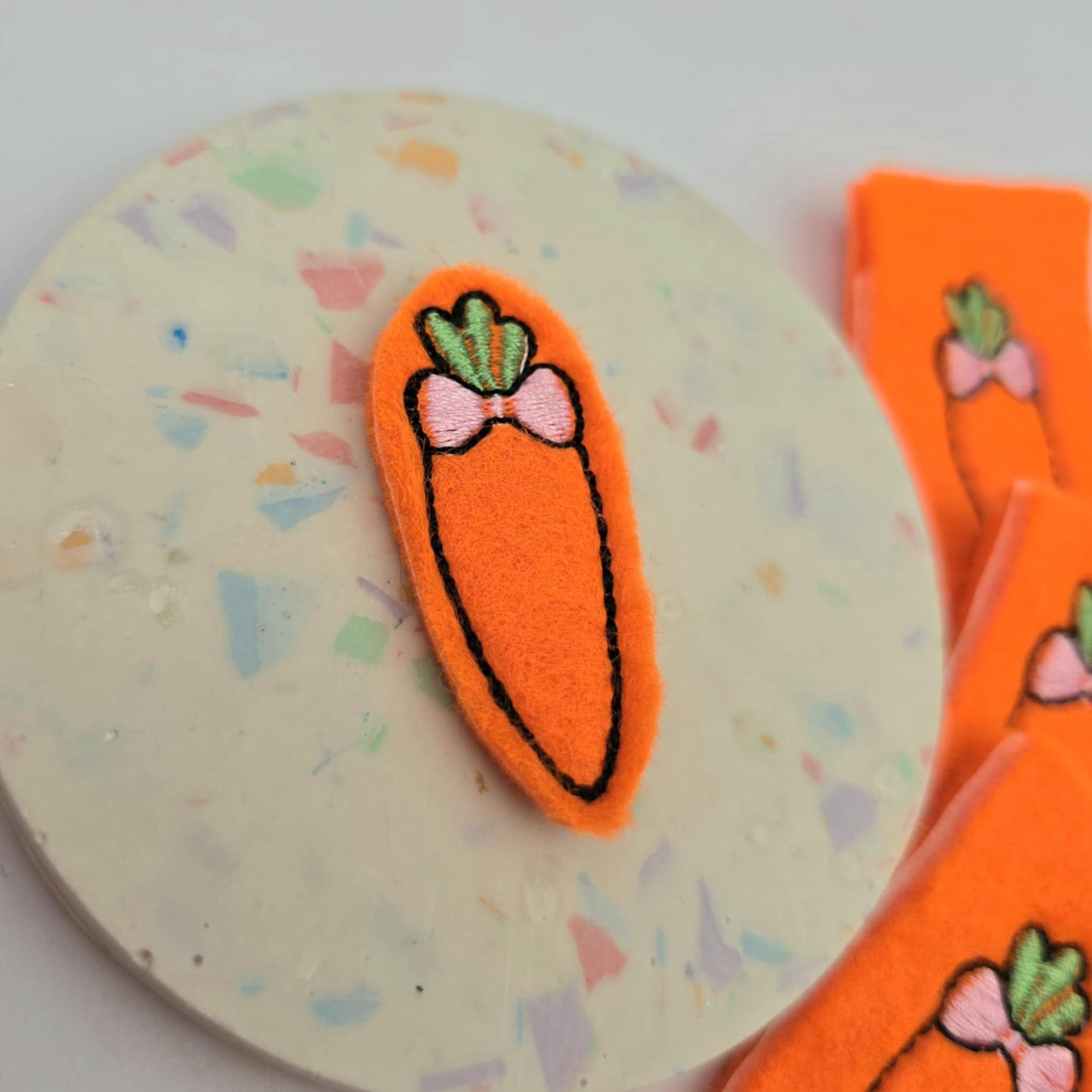 Discontinued Little Carrot feltie