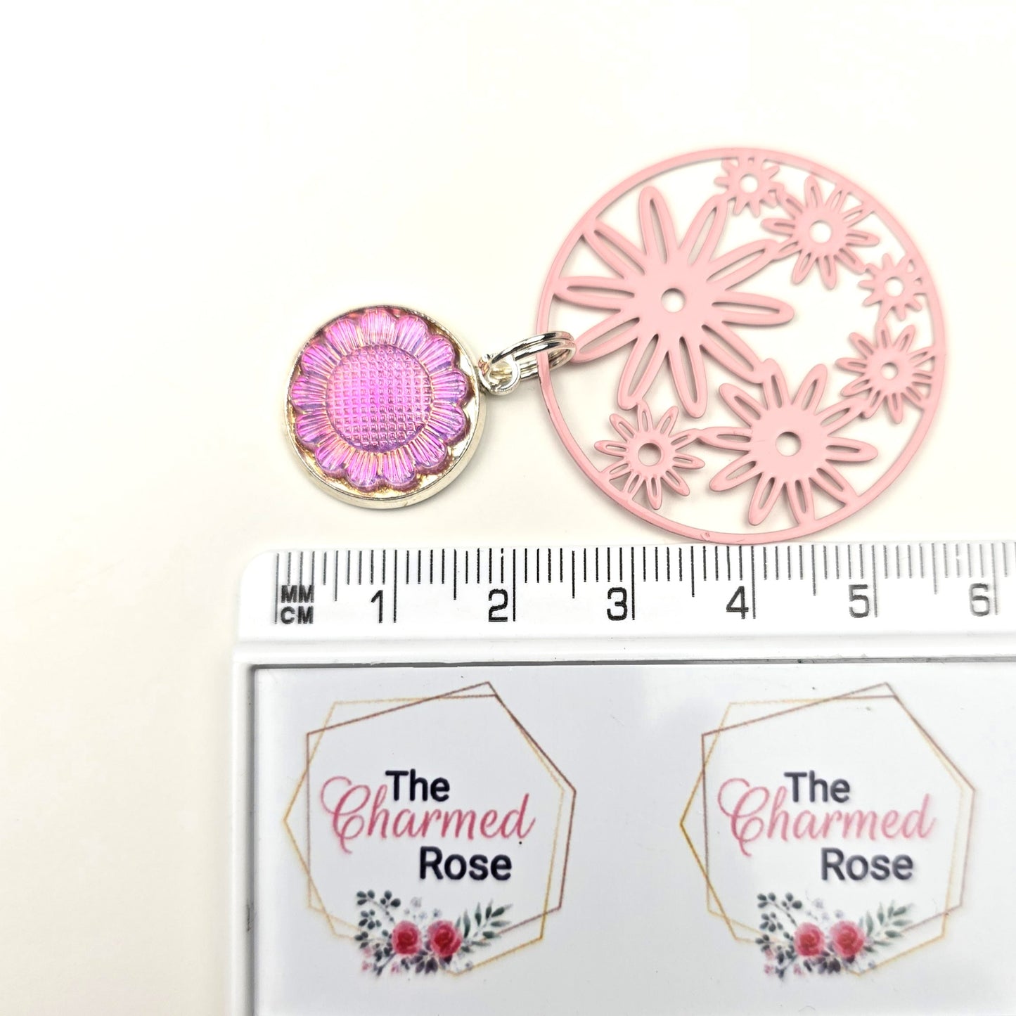 Pink Daisy Big Circle Charm Dangly