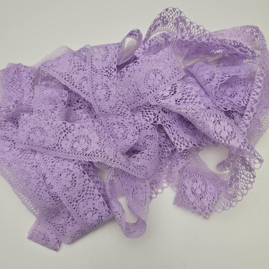 Special buy pretty lace 8m - Lilac purple